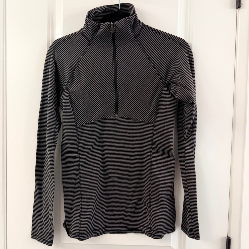 Women’s Columbia Black Striped Sweater